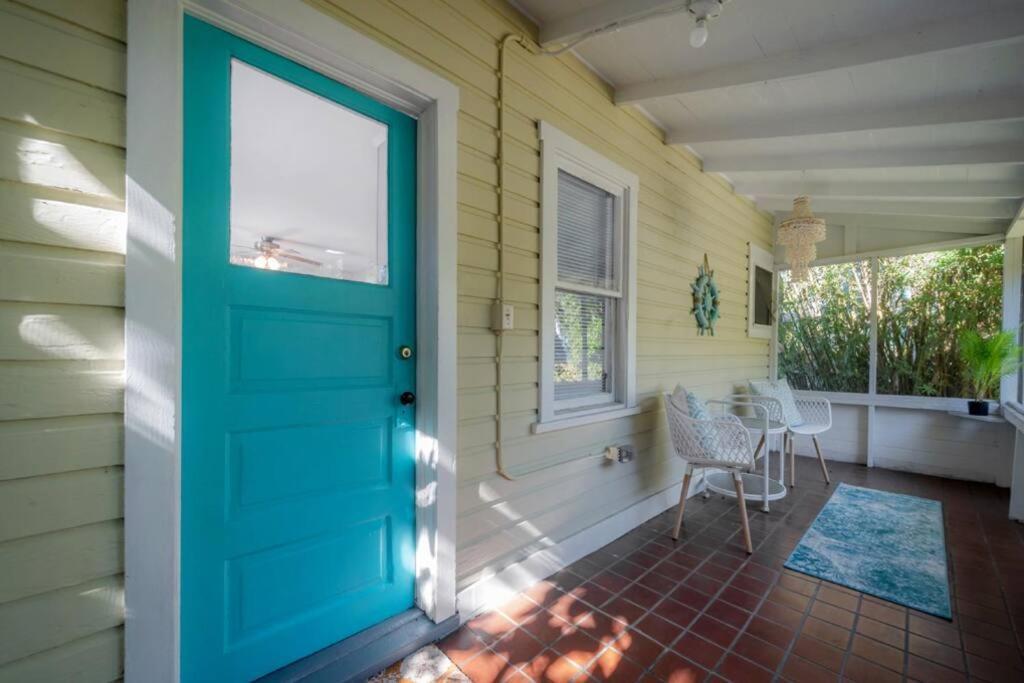 Serene Beachy Bungalow With Large Screened Porch! Tampa Extérieur photo